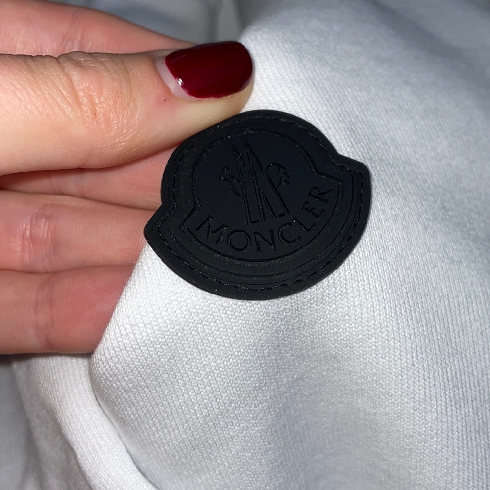 Moncler sweatshirt - Picture 3 of 4